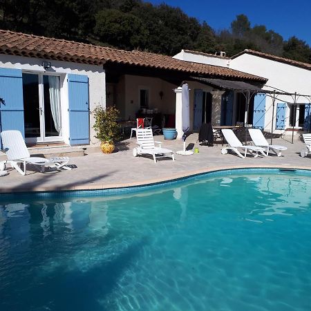 L'Oustaou De L'Estama Rocbaron Exterior foto